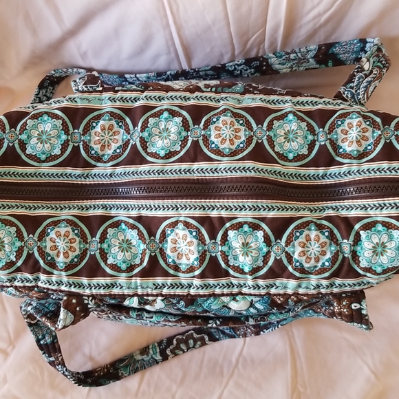 Large Vera Bradley zip tote in blue and aqua mixed pattern Java Blue. - Picture 2 of 6